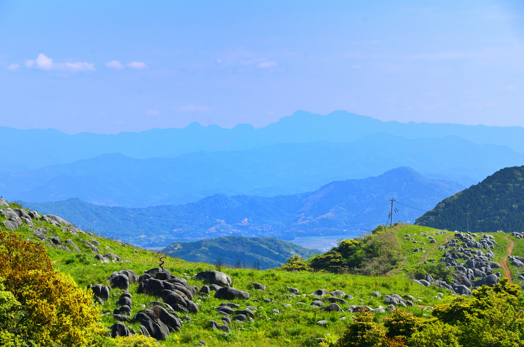 平尾台2022　5月-1　茶ケ床園地より眺望