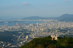 皿倉山2019　9月-1  眺望北、門司区　関門海峡　関門橋