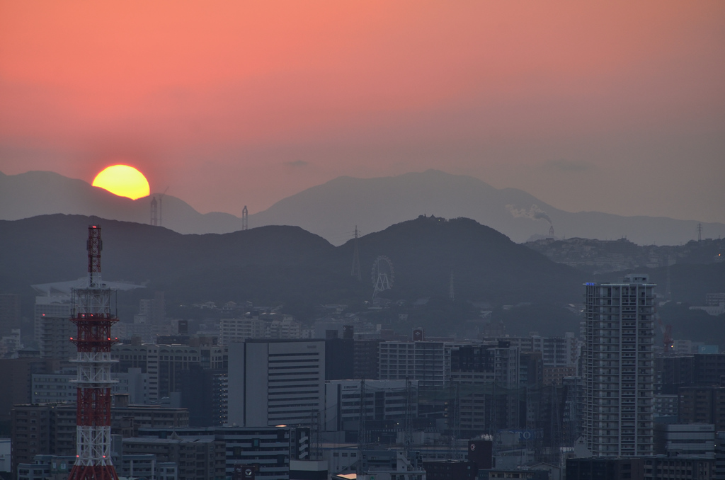 Ｋ市2021　10月-2　夕陽と孔大寺山