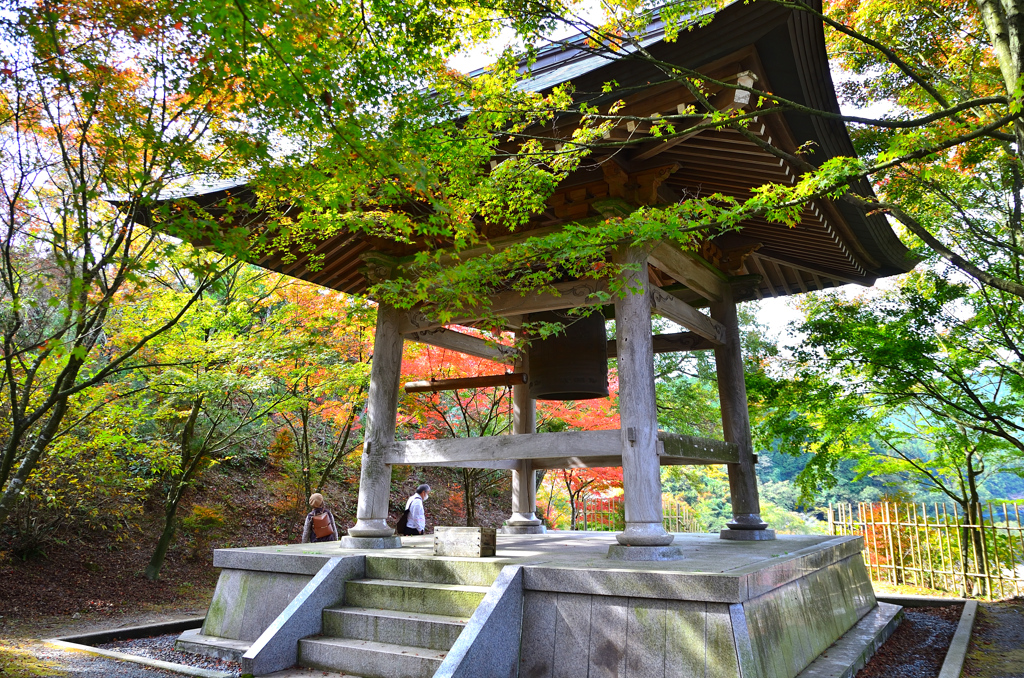 呑山観音寺2021　11月-2　鐘楼堂