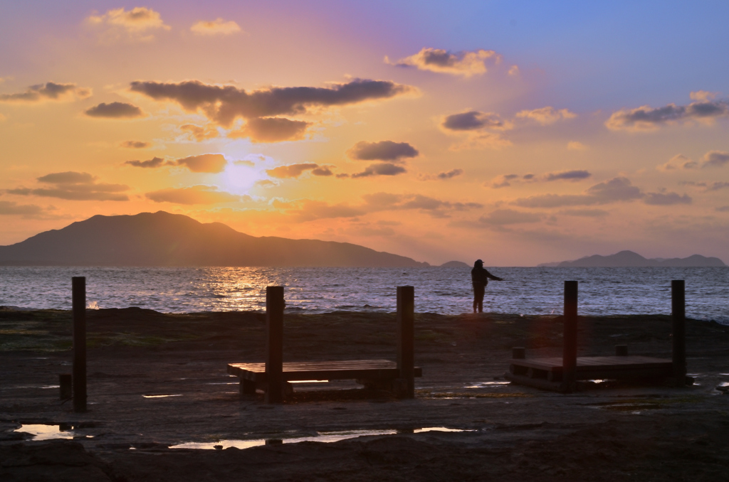 洞山2022　2月-2　夕陽と釣り師