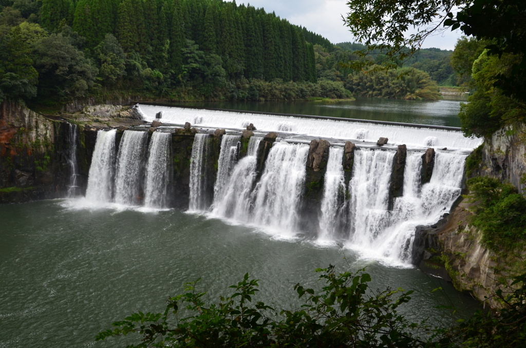 沈堕の滝2018-1　雄滝全景