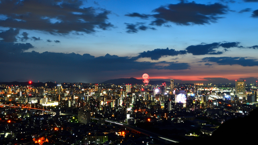 Ｋ市2023　7月　都市と花火①