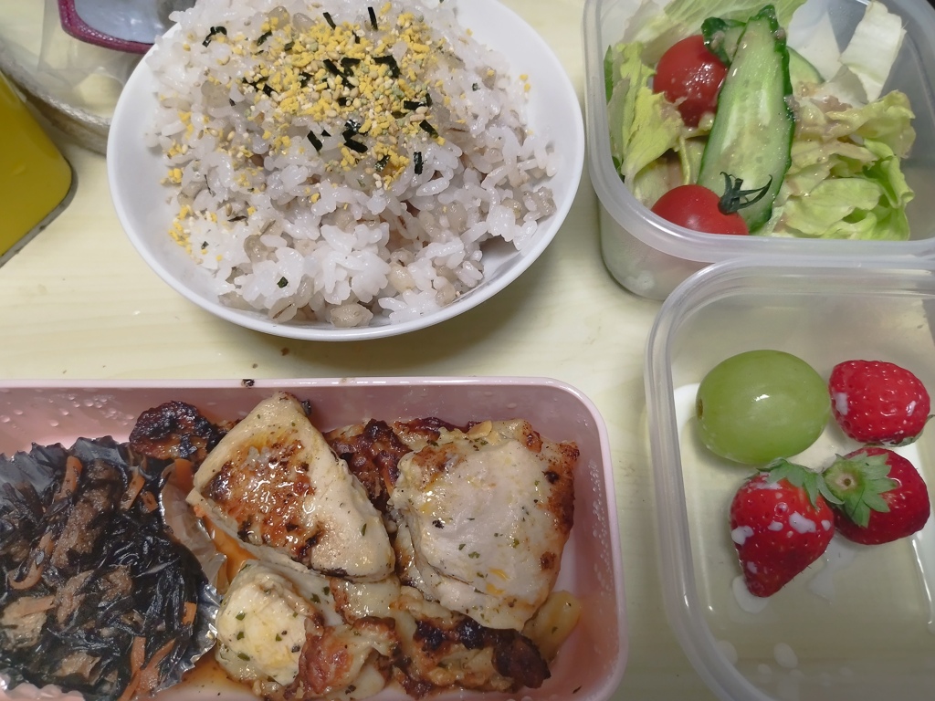 鶏むねガーリック弁当
