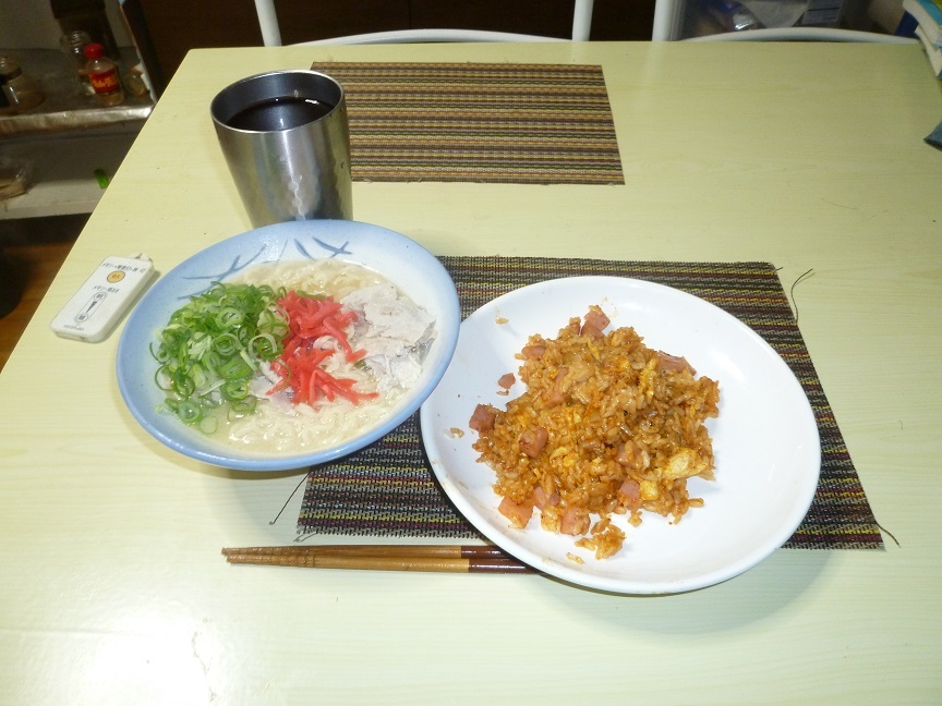 ラーメンとキムチチャーハン　20201008
