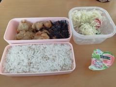 唐揚げ弁当