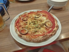 柔道講習会終わってからピザ