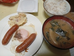 ハムエッグ定食