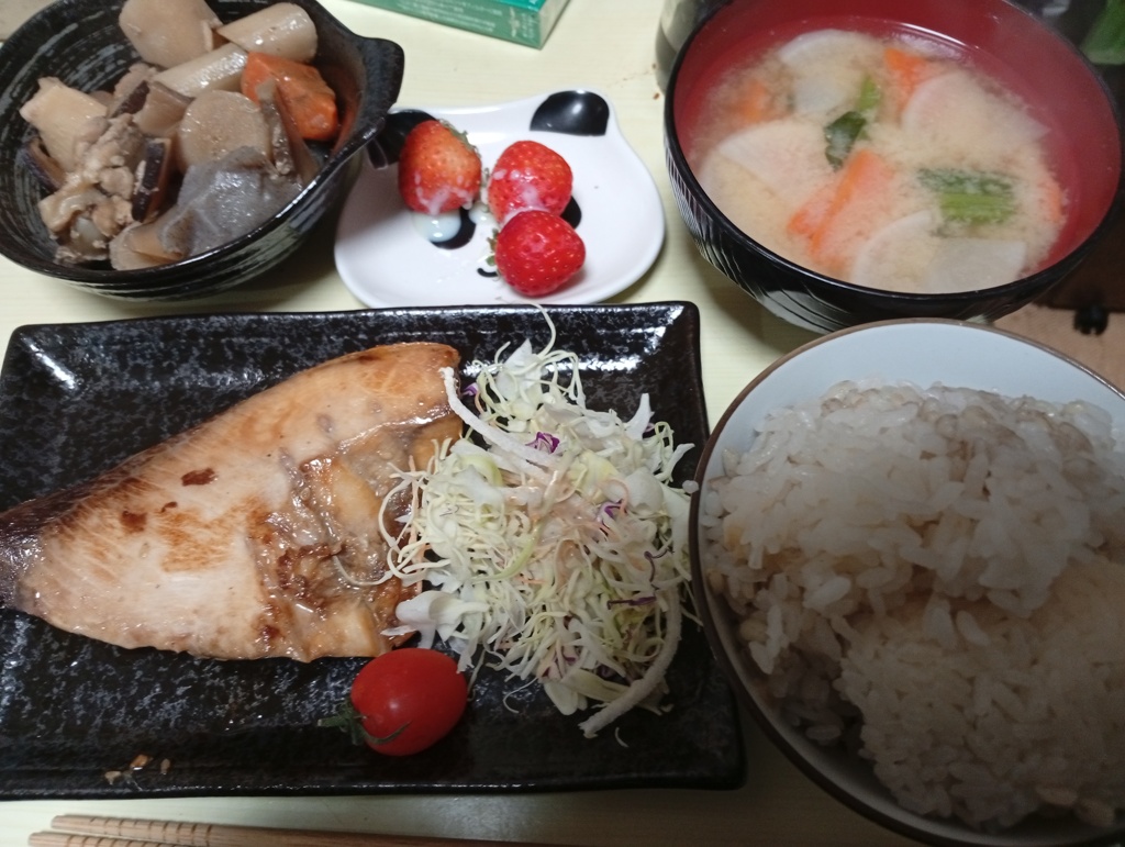 ブリ照り定食