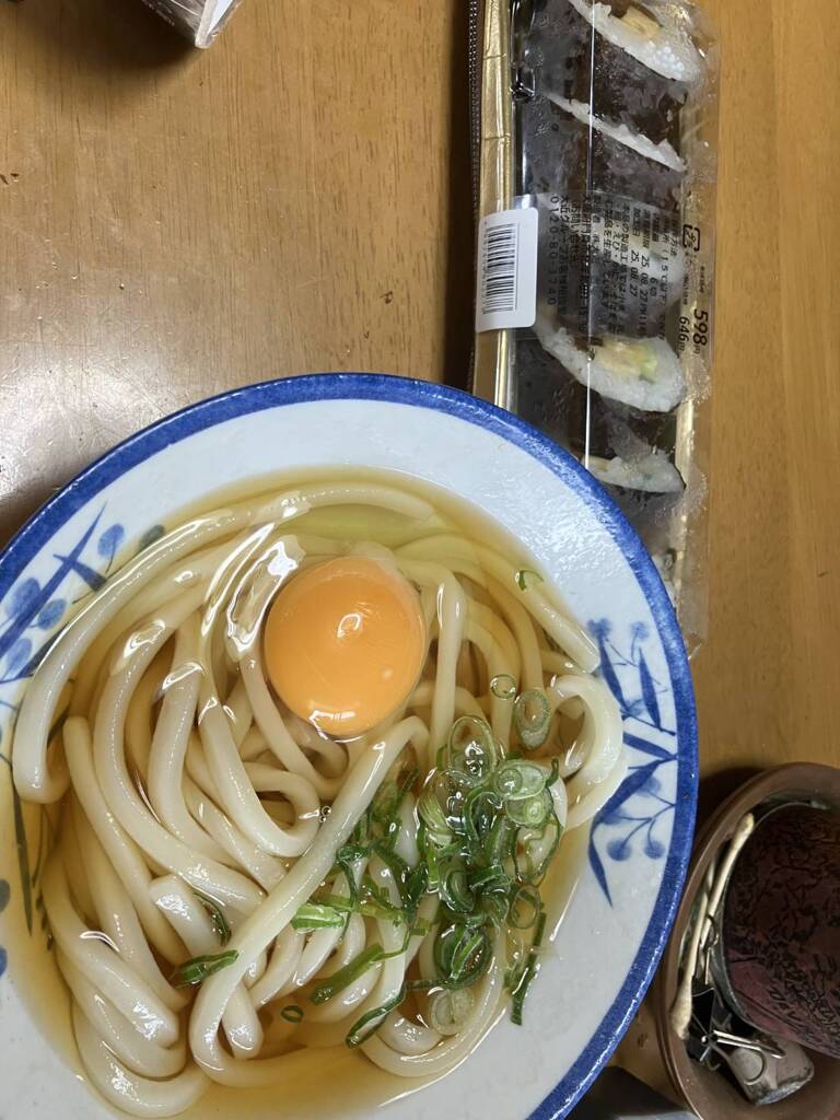 おかんと高松のうどんと寿司