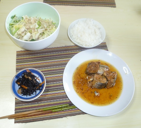 朝ごはん　鯖缶　20190616