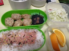 鶏チーズ肉団子