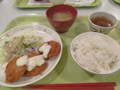 チーズチキンカツ定食