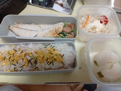 サバ弁当
