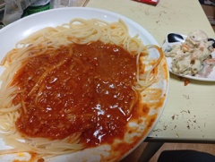朝はパスタ