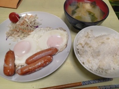 ソーセージエッグ定食