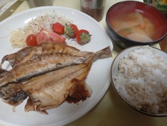 アジの開き定食