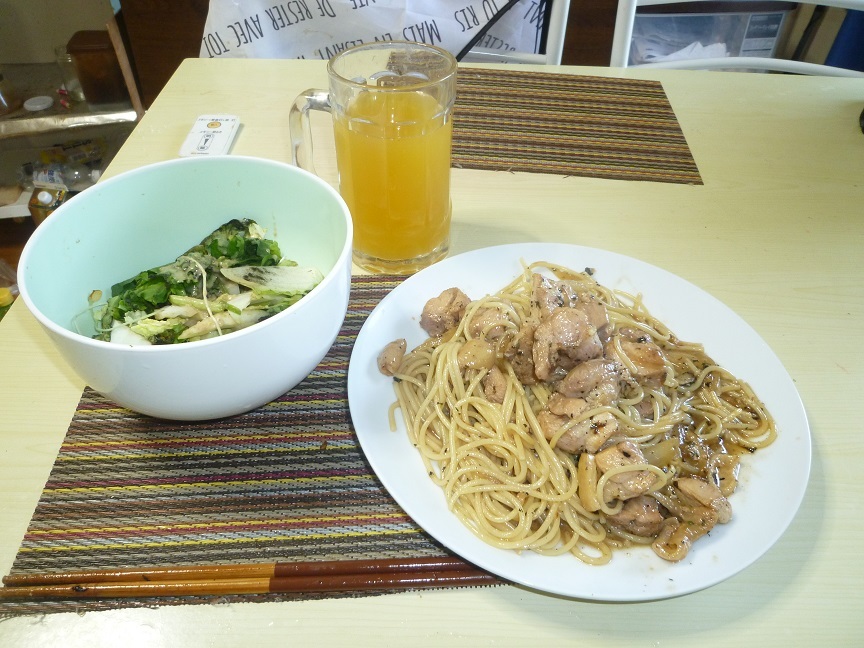 鳥とバジルのパスタ　20200622