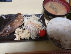 ブリ照り定食