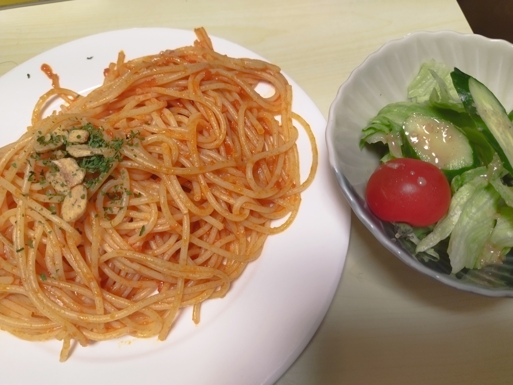 トマトパスタ