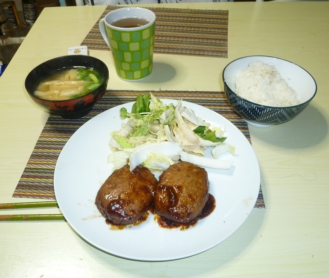 チーズインハンバーグ　20200309