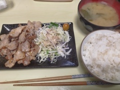 ピリ辛ポーク定食