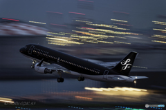Jet airliner