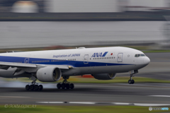 Jet airliner