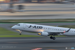 Jet airliner