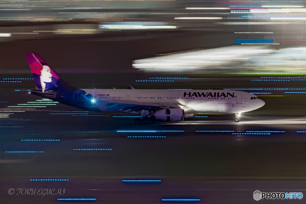 Jet airliner