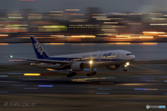 Jet airliner