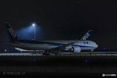 Jet airliner
