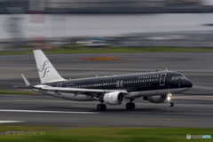 Jet airliner