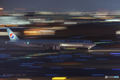 Jet airliner