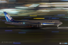 Jet airliner