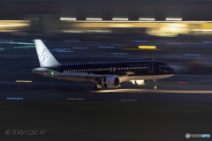 Jet airliner