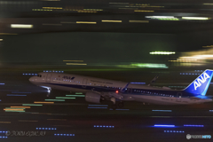 Jet airliner