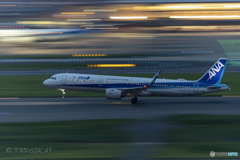 Jet airliner