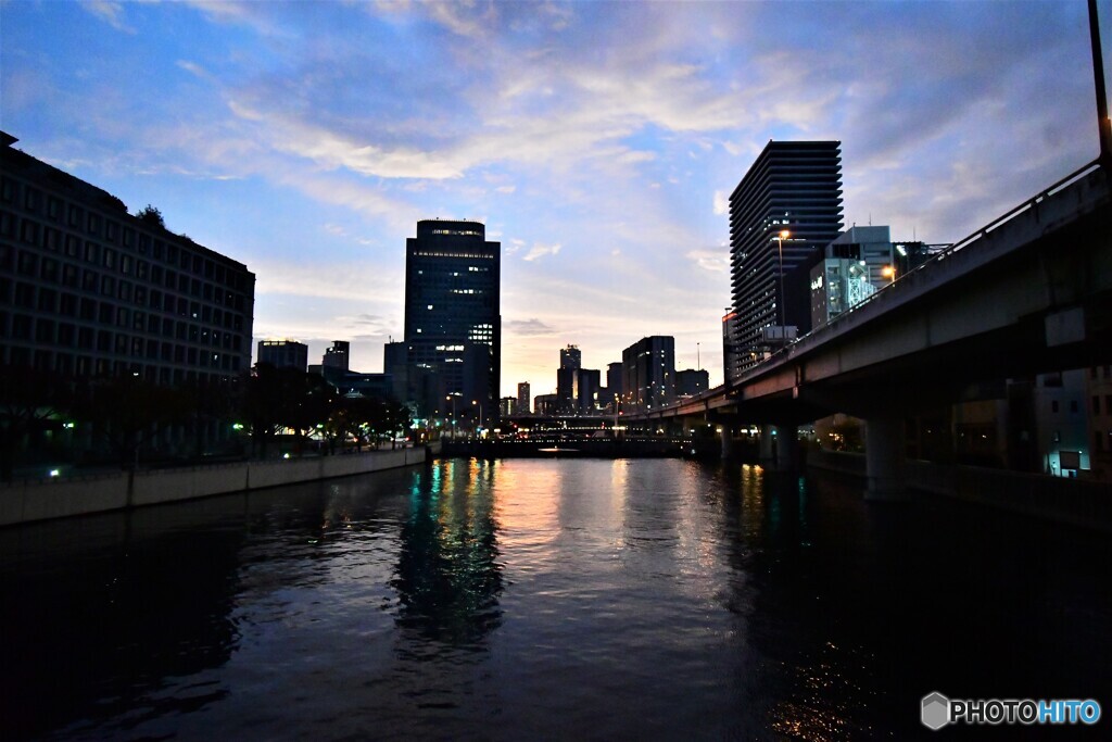 土佐堀の夕焼け02