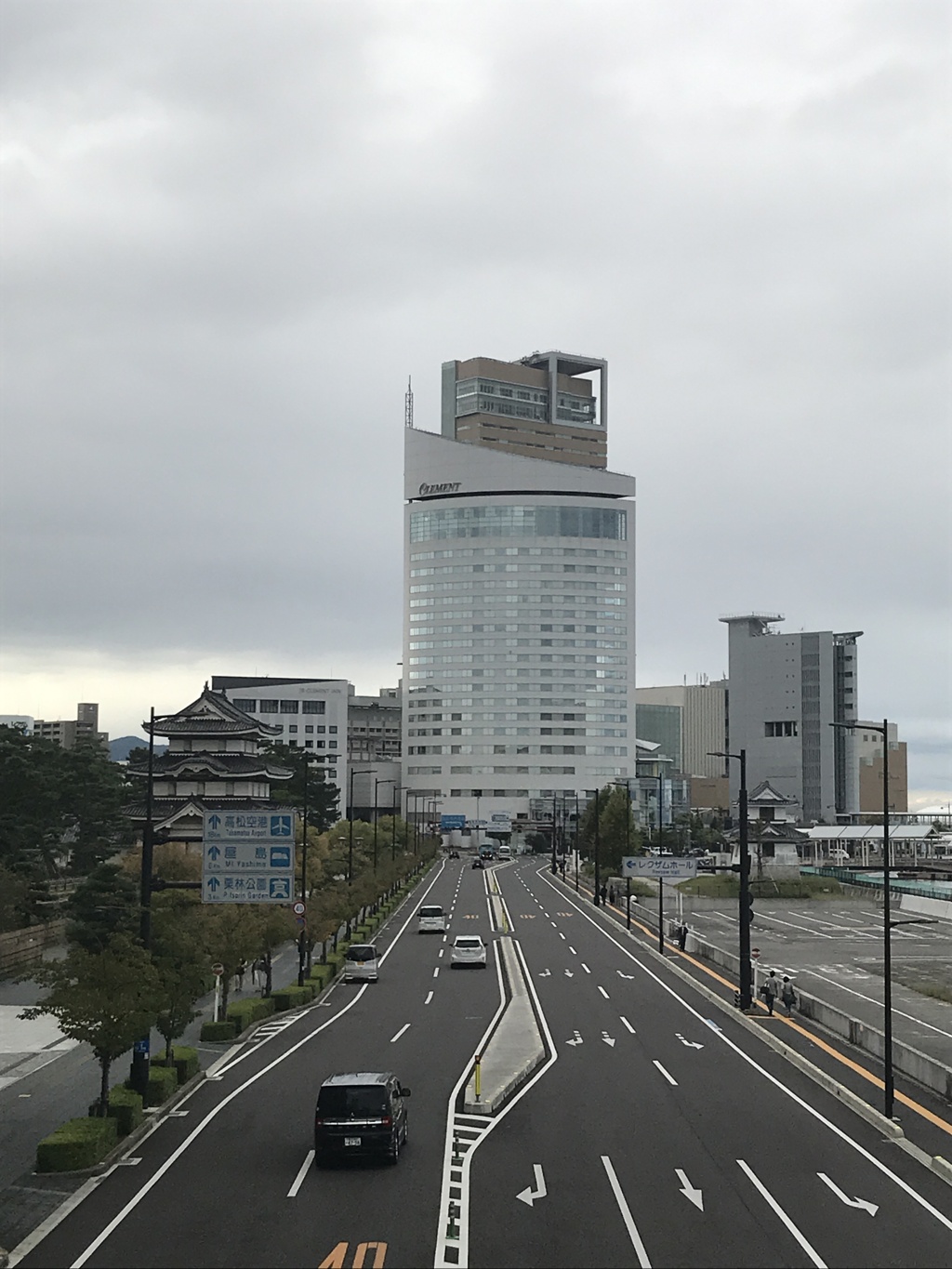 サンポート高松