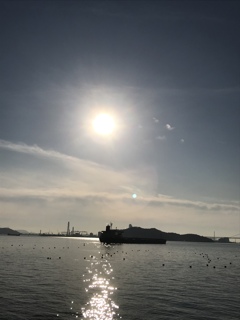 瀬戸の夕日と海