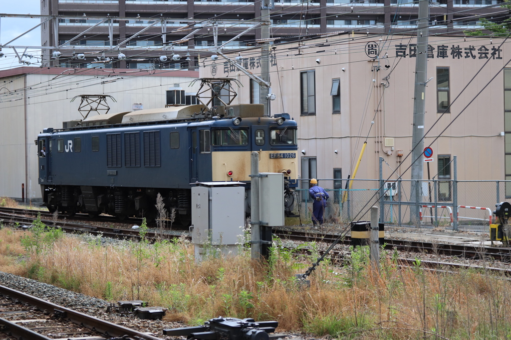 EF64