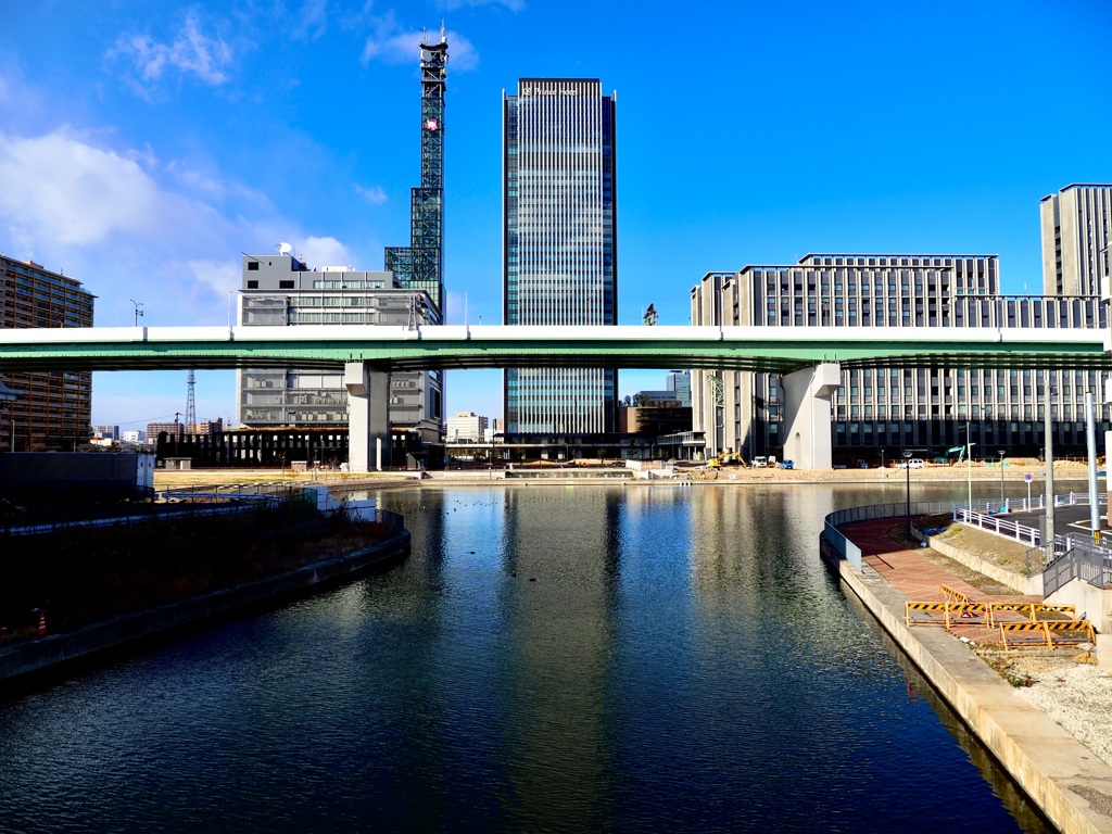 運河の町より