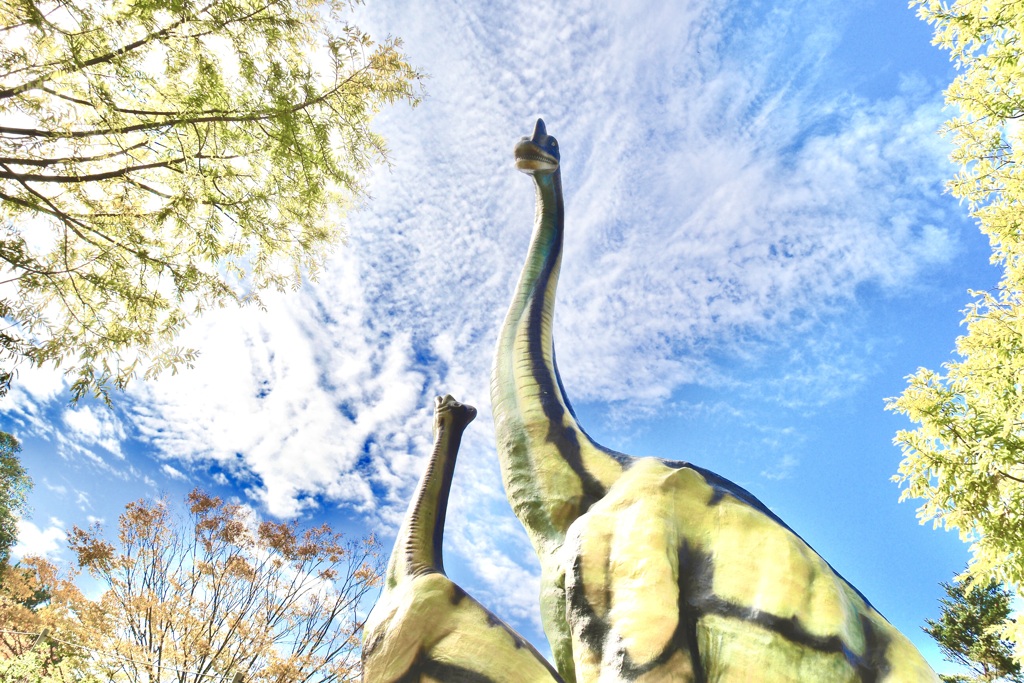 Brachiosaurus parent and child in nonhoi