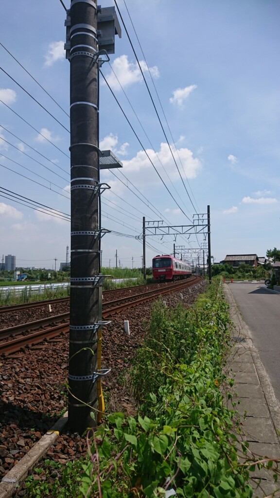 電車線柱の昇柱装置（新）