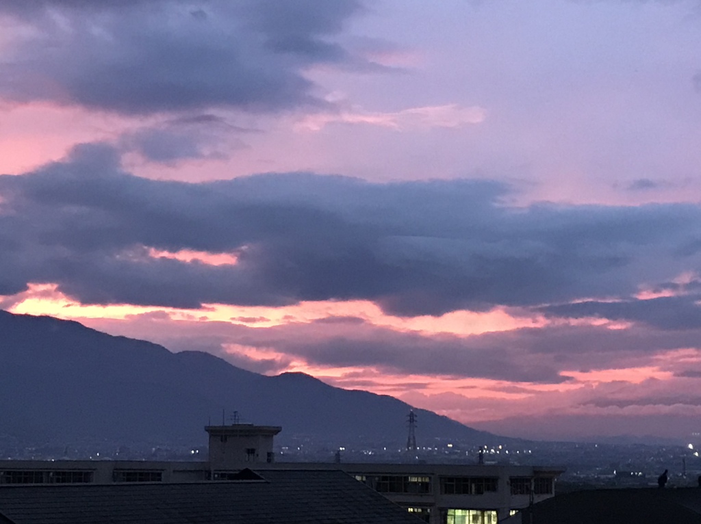 学校の灯