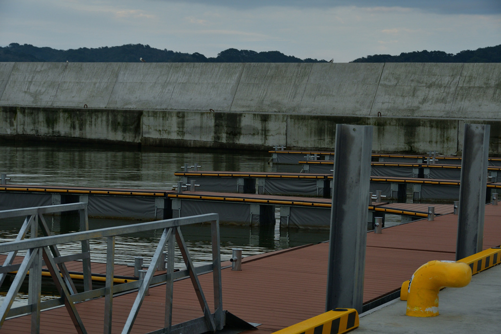 出崎埠頭・浮桟橋