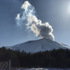 煙を吐く浅間山