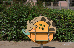 公園の遊具 1