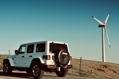 jeepと風車